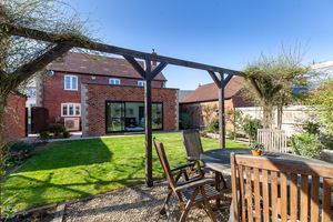 Rear- click for photo gallery